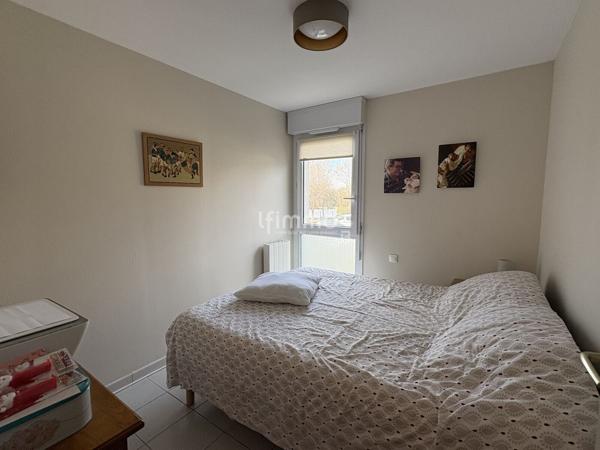 Appartement T3 avec terrasse, piscine et parking – Résidence sécurisée