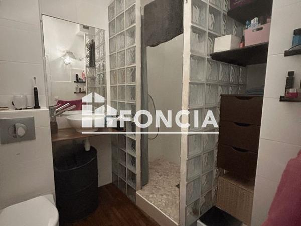 Location Appartement 3 pièces 43.92 m² - 48 RUE MARIE THERESE Toulon 83000