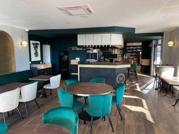 BRASSERIE sur Mâcon, au bord de Saône