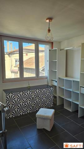 EINVILLE AU JARD PROCHE TOUTES COMMODITES