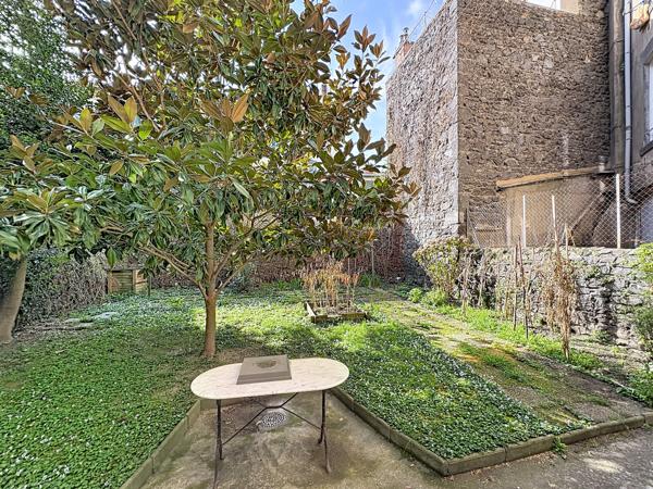 Appartement 2 pièces - 27 m² Exclusivité efficity