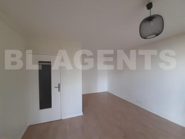 STUDIO 30m2 AVEC PARKING - RESIDENCE DES CHENES