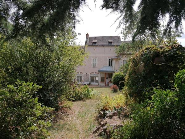 Maison à vendre à Descartes dans l'Indre-et-Loire (37160), ref : 37082-244