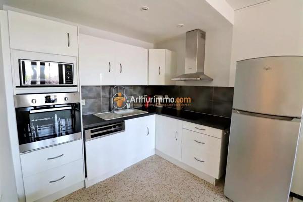 Vente                                                      Appartement
                        
                     2 pièces                      42 m2                     à Le Grau-du-Roi