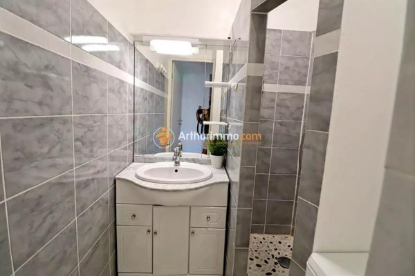 Vente                                                      Appartement
                        
                     2 pièces                      42 m2                     à Le Grau-du-Roi