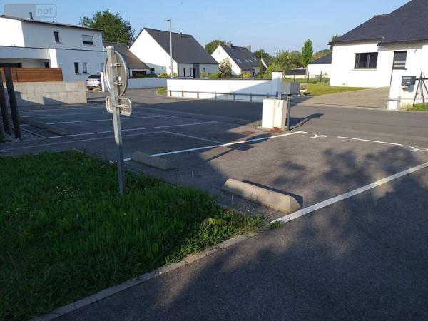 Fonds et/ou murs commerciaux à vendre à Questembert dans le Morbihan (56230), ref : 56005-794