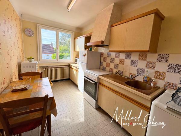 Immeuble à SAINT-VALLIER, 71230 - 101m²