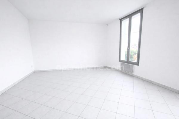 LIVRY-GARGAN – T2 SANS TRAVAUX – FORT POTENTIEL (T3 POSSIBLE)