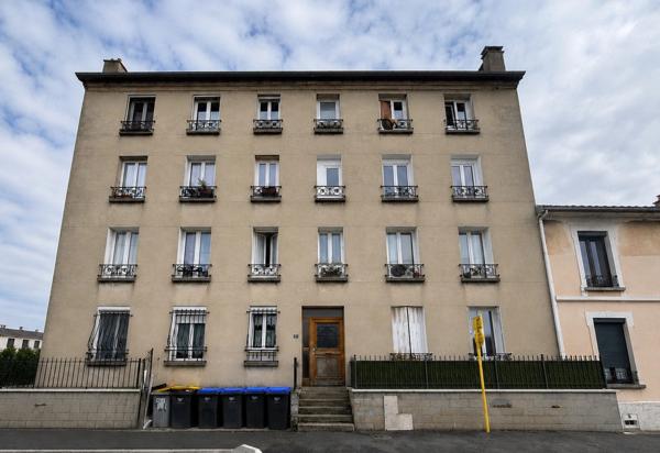 LIVRY-GARGAN – T2 SANS TRAVAUX – FORT POTENTIEL (T3 POSSIBLE)