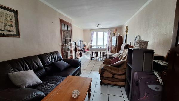 SAINT ACHEUL - MAISON D'ENVIRON 112M² AVEC COUR