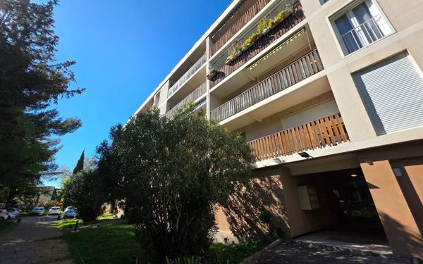 Appartement à vendre    3 pièces • 65 m2 Avignon