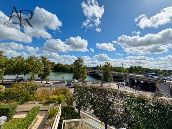 Suresnes (92150) STUDIO / PARKING / CAVE - SURESNES