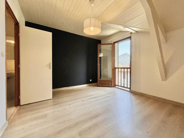 PETITES COPRO - T5 DUPLEX - 125 M2 - 4 CHAMBRES (AVEC SUITE) - C