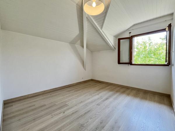 PETITES COPRO - T5 DUPLEX - 125 M2 - 4 CHAMBRES (AVEC SUITE) - C