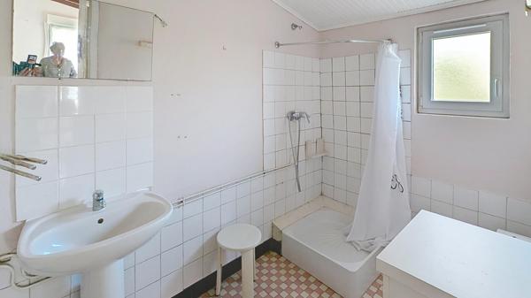 Maison en pierre à finir de rénover