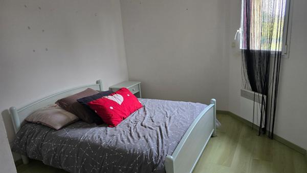 Maison d'environ 146 m², 4 chambres, double garage