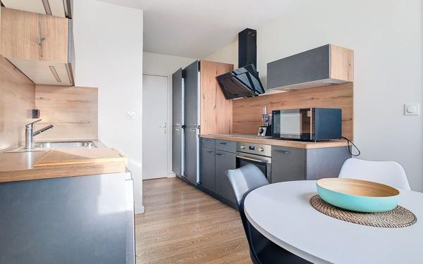 Appartement à vendre    5 pièces • 163,60 m2 Brest