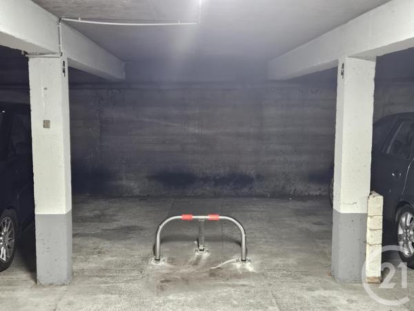 Parking à vendre  9,80 m 2   PARIS  - 75013