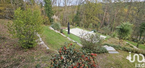 Maison traditionnelle 7 pièces de 201 m² à Aubas (24290)