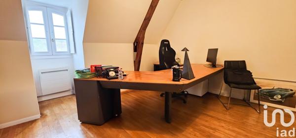 Maison traditionnelle 7 pièces de 201 m² à Aubas (24290)