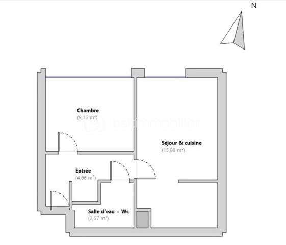 Appartement T2 de 32,36 m² avec cave – Investissement locatif à Allonnes

Un dossier complet est disponible sur simple demande avant toute visite : diagnostics techniques, vidéo et photos suplémentaires du logement ainsi que l’ensemble des documents relatifs au bien. Une transparence totale pour un projet d’achat sécurisé. 

Situé rue des Lilas à Allonnes, à proximité des transports en commun et bénéficiant d’un stationnement facile, découvrez cet appartement T2 de 32,36 m² vendu avec une cave.

En bon état général, ce logement se compose de :

* Une pièce de vie ouverte sur la cuisine,
* Une chambre,
* Une salle de bain,
* Un couloir,
* Des espaces de rangement.

Une cave privative complète ce bien.

Investissement locatif

Le logement est actuellement loué avec un bail signé le 1er septembre 2021, renouvelable par période de 3 ans.

* Loyer mensuel : 350 € charges comprises
* Locataire en place

Charges et fiscalité

Charges de copropriété : 79 € par mois comprenant :

* Les charges générales de copropriété,
* L’assurance de la copropriété,
* L’entretien des parties communes,
* L’eau chaude collective,
* Le chauffage collectif,
* Le fonds de travaux.

Taxe foncière : 701 € par an.

Confort et équipements

* Double vitrage
* Volets roulants
* Chauffage collectif
* Eau chaude collective
* Cave privative

Performance énergétique

DPE : D

Les atouts du bien

* Appartement en bon état général
* Surface de 32,36 m²
* Cave privative
* Double vitrage et volets roulants
* Chauffage et eau chaude inclus dans les charges
* Locataire en place offrant un revenu immédiat
* Proximité des transports en commun
* Stationnement facile
* DPE D

Idéal pour un investisseur souhaitant acquérir un bien déjà loué.

J’accompagne mes clients, dont plusieurs disposent déjà d’un financement fiable et assuré, dans leur recherche de biens au Mans et ses alentours. Je suis également à la recherche de nouveaux biens à vendre. Je rémunère mes apporteurs d’affaires et je travaille avec un réseau d’artisans ainsi qu’un courtier en financement afin de vous accompagner dans toutes les étapes de votre projet immobilier.