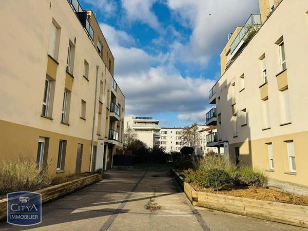 Appartement à louer 2 pièces 43.98m²