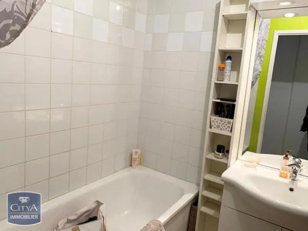 Appartement à louer 2 pièces 47.9m²