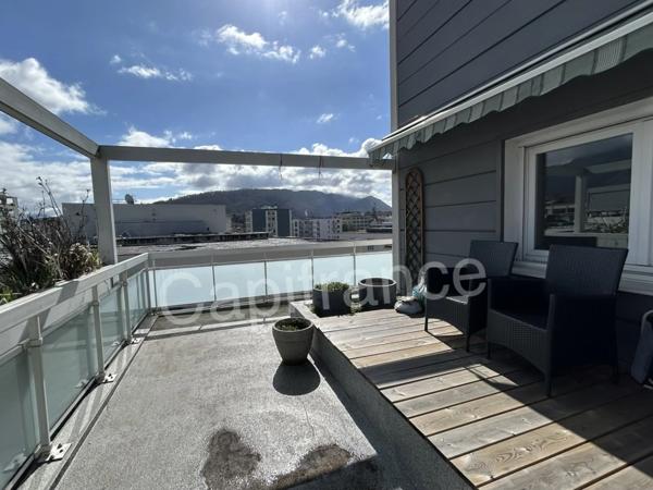 Rare T5 duplex en attique, garage, hypercentre ANNECY (74)