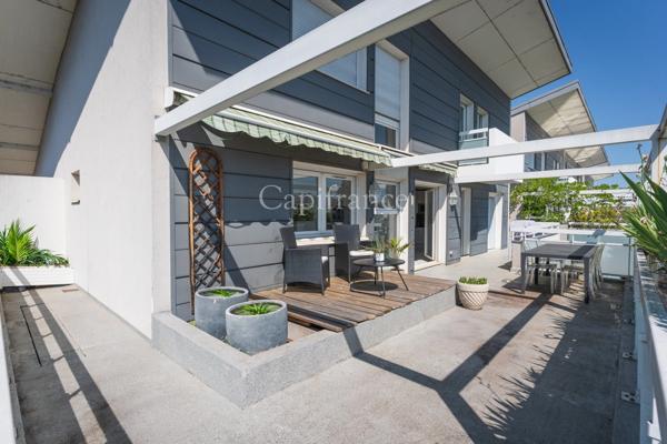 Rare T5 en attique, garage, hypercentre ANNECY (74)