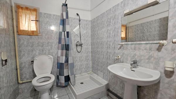 Appartement Nimes 5 pièce(s) 98.36 m2