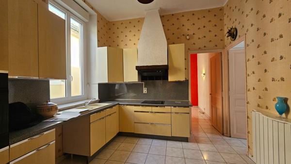 Appartement Nimes 5 pièce(s) 98.36 m2