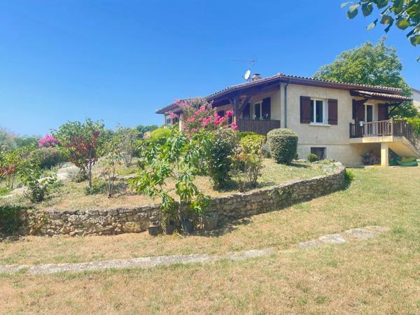Maison de 6 chambres avec piscine, parc paysager et vue dégagée, près de La Réole
