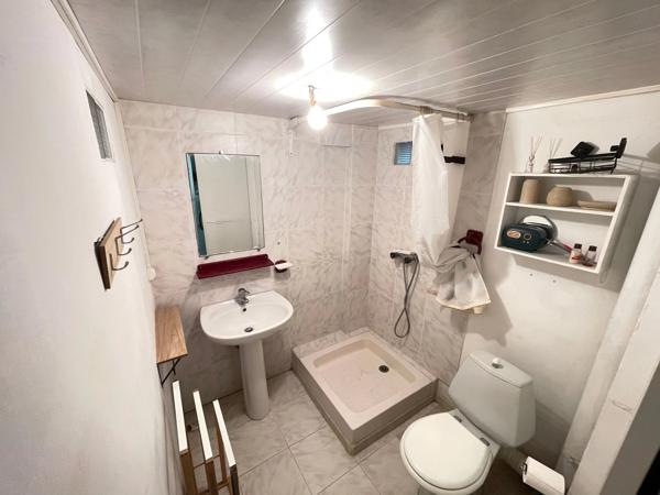 Maison de 6 chambres avec piscine, parc paysager et vue dégagée, près de La Réole