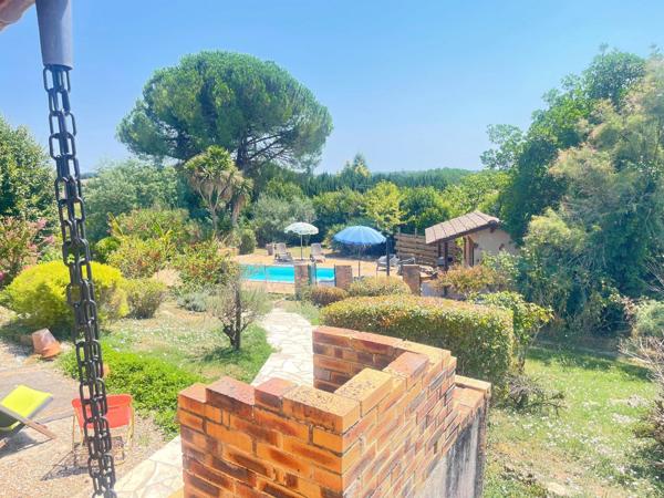Maison de 6 chambres avec piscine, parc paysager et vue dégagée, près de La Réole