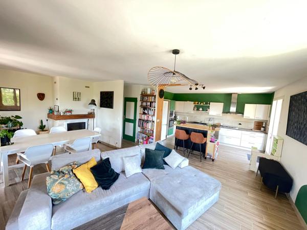 Maison de 6 chambres avec piscine, parc paysager et vue dégagée, près de La Réole