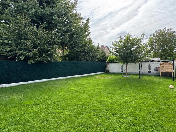 MAISON DE CARACTÈRE INDIVIDUELLE AVEC JARDIN & GARAGE