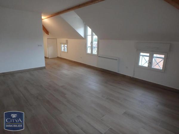 Appartement à louer 2 pièces 53.34m² Buc (78530)