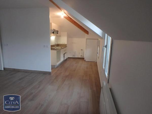 Appartement à louer 2 pièces 53.34m² Buc (78530)