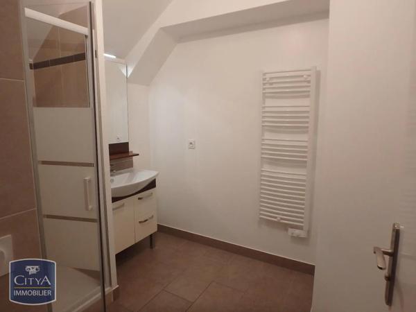 Appartement à louer 2 pièces 53.34m² Buc (78530)