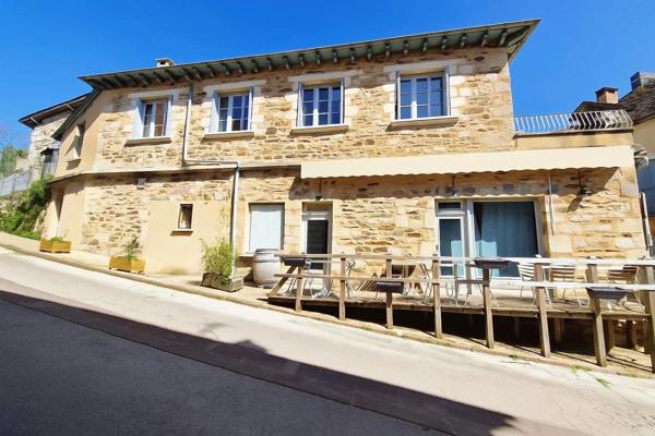 Restaurant avec logement situé dans un village pittoresque de l’Aveyron