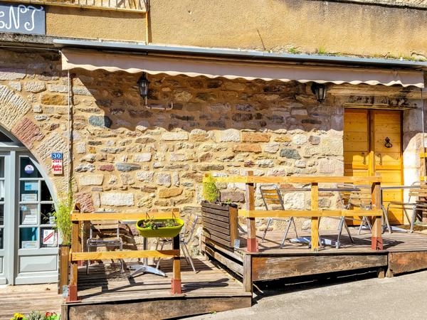 Restaurant avec logement situé dans un village pittoresque de l’Aveyron