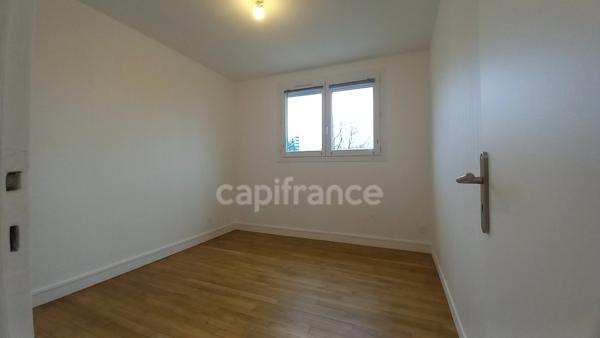 Dpt Vienne (86), à vendre POITIERS appartement T3 de 100 m² + garage + parking