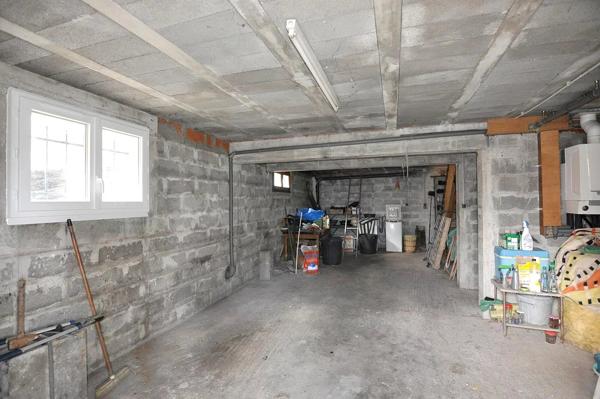 Maison de ville de 120 m² avec appartement T1 de 36 m²