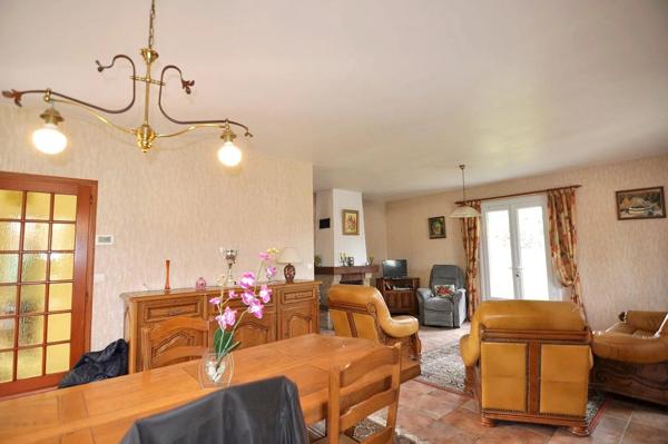 Maison de ville de 120 m² avec appartement T1 de 36 m²