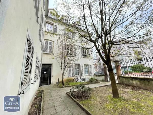 Appartement à louer 3 pièces 69.94m²