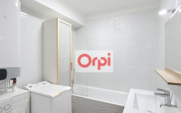 Appartement à louer    1 pièce • 32,63 m2 Châtillon