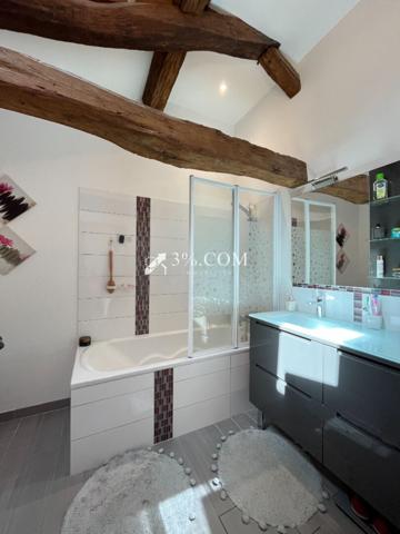 Maison 10 pièce(s) 6 chambre(s) 258 m²