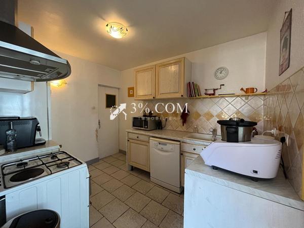 Maison 10 pièce(s) 6 chambre(s) 258 m²