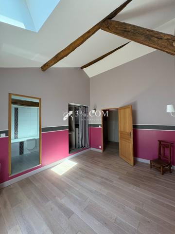 Maison 10 pièce(s) 6 chambre(s) 258 m²