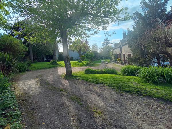 Longère Bretoncelles 6 pièce(s) 218 m2